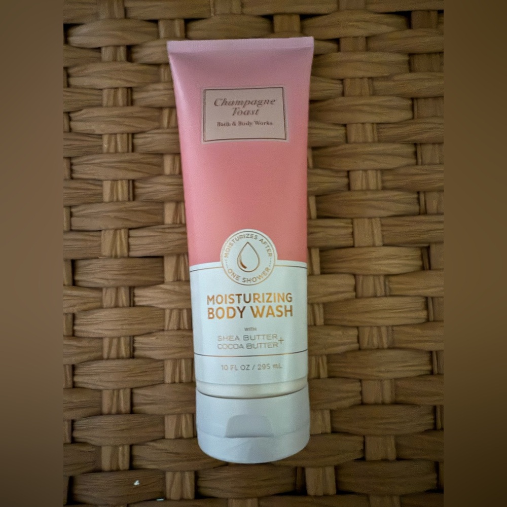 Bath & Body Works Champagne Toast Moisturizing Body Wash w/Shea & Coco Butter